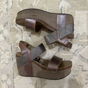 OTBT Bushnell Wedge in color Pewter